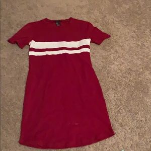 Burgundy and cream bodycon dress